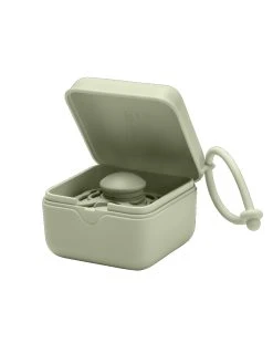 Scatola Porta Ciuccio Salvia - Bibs 8 Scatola Porta Ciuccio Salvia - Bibs -Chicco Shop e126fbf2 xz 1345928 2